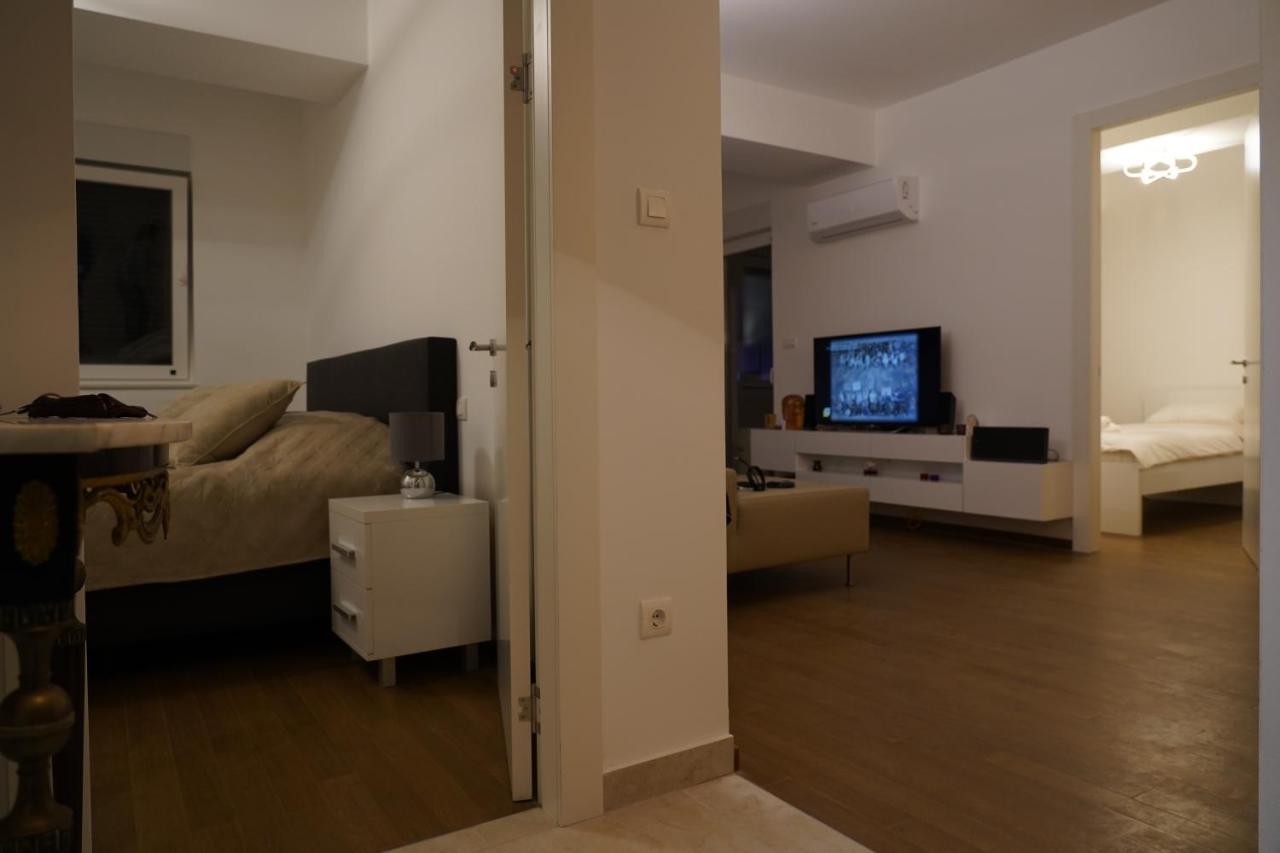 Jackey Apartment บันยาลูกา ภายนอก รูปภาพ
