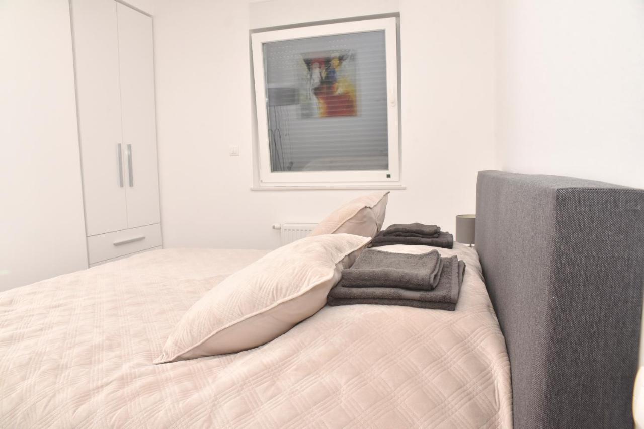 Jackey Apartment บันยาลูกา ภายนอก รูปภาพ