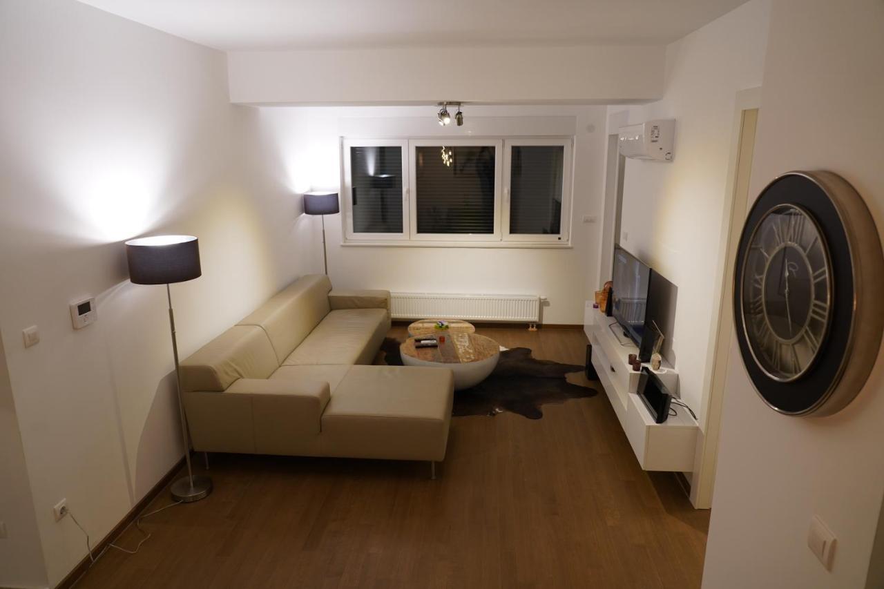 Jackey Apartment บันยาลูกา ภายนอก รูปภาพ